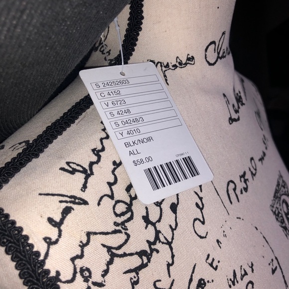 Anthropologie Scarf Hat. New with tags. - Picture 6 of 6